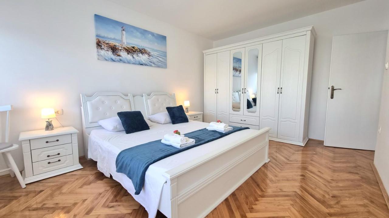 Apartment Diocletian Сплит Экстерьер фото