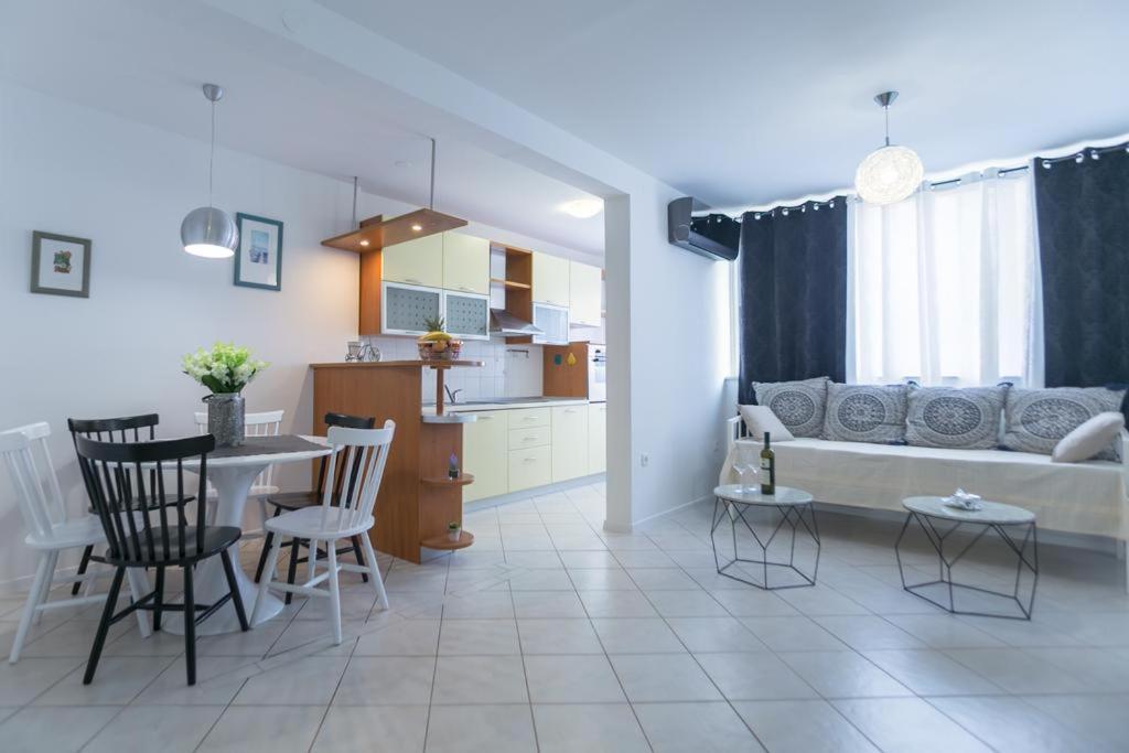 Apartment Diocletian Сплит Экстерьер фото